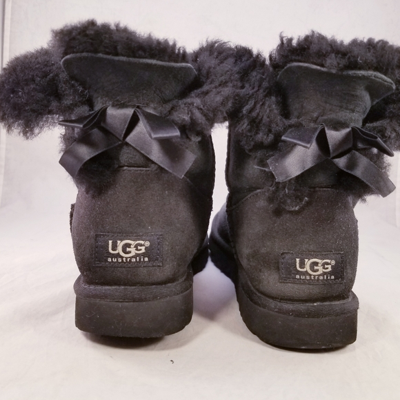 UGG AUSTRALIA BAILEY ANKLE BLACK SUEDE WOMEN BOOTS SZ 8 - Picture 6 of 11